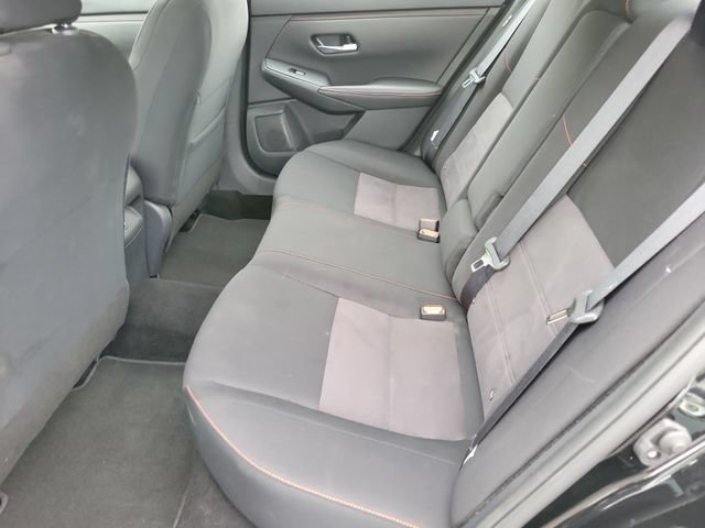 Used 2025 Nissan Sentra SR FWD image 16