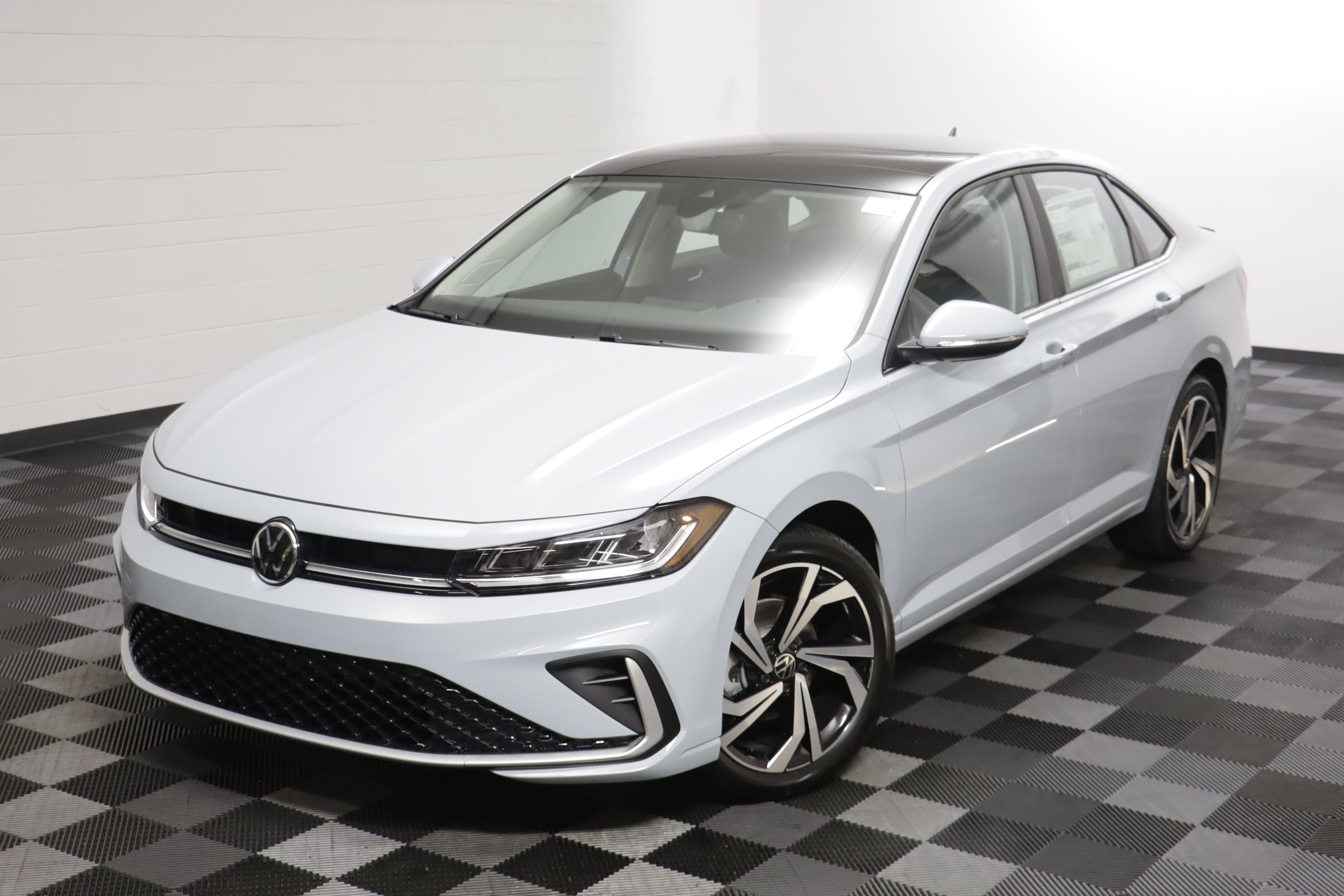 New 2027 Volkswagen Jetta SEL FWD image 2