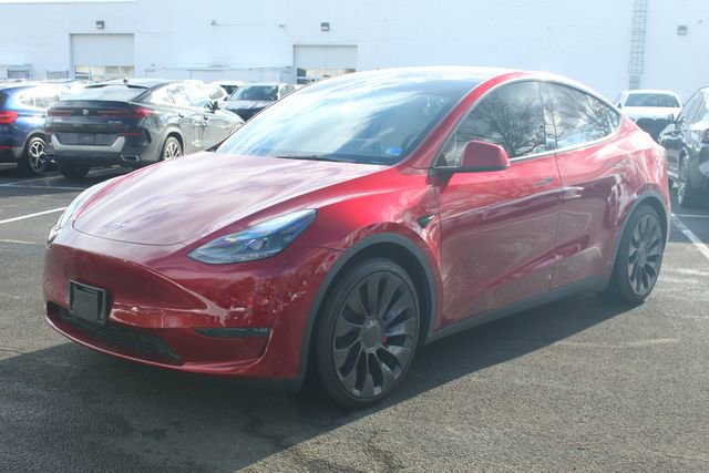 Used 2025 Tesla Model Y Performance image 3