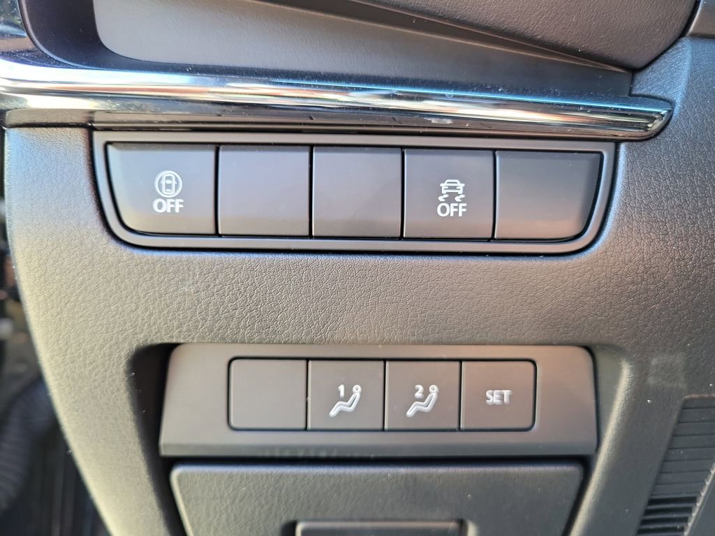 Used 2021 MAZDA MAZDA3 s image 21