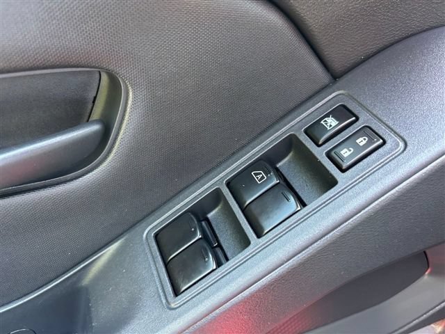 Used 2022 Nissan Frontier S w/ Technology Package AWD/4WD image 17
