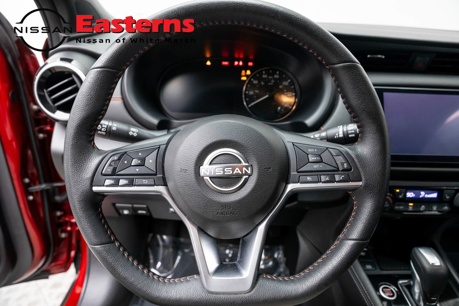 Used 2023 Nissan Kicks SR w/ SR Premium Package image 16