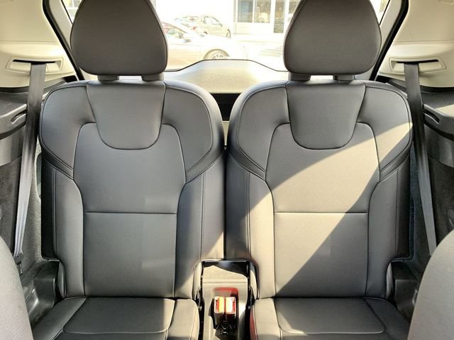 Used 2018 Volvo XC90 T6 Momentum w/ Convenience Package image 33