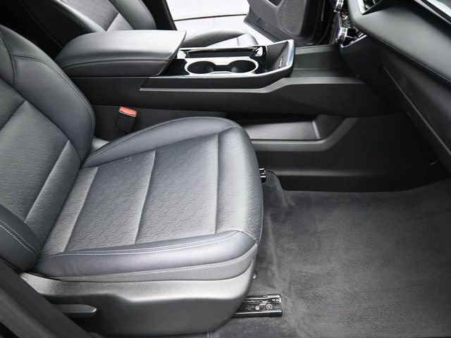 Used 2025 Chevrolet Equinox LT w/ Convenience Package II image 27