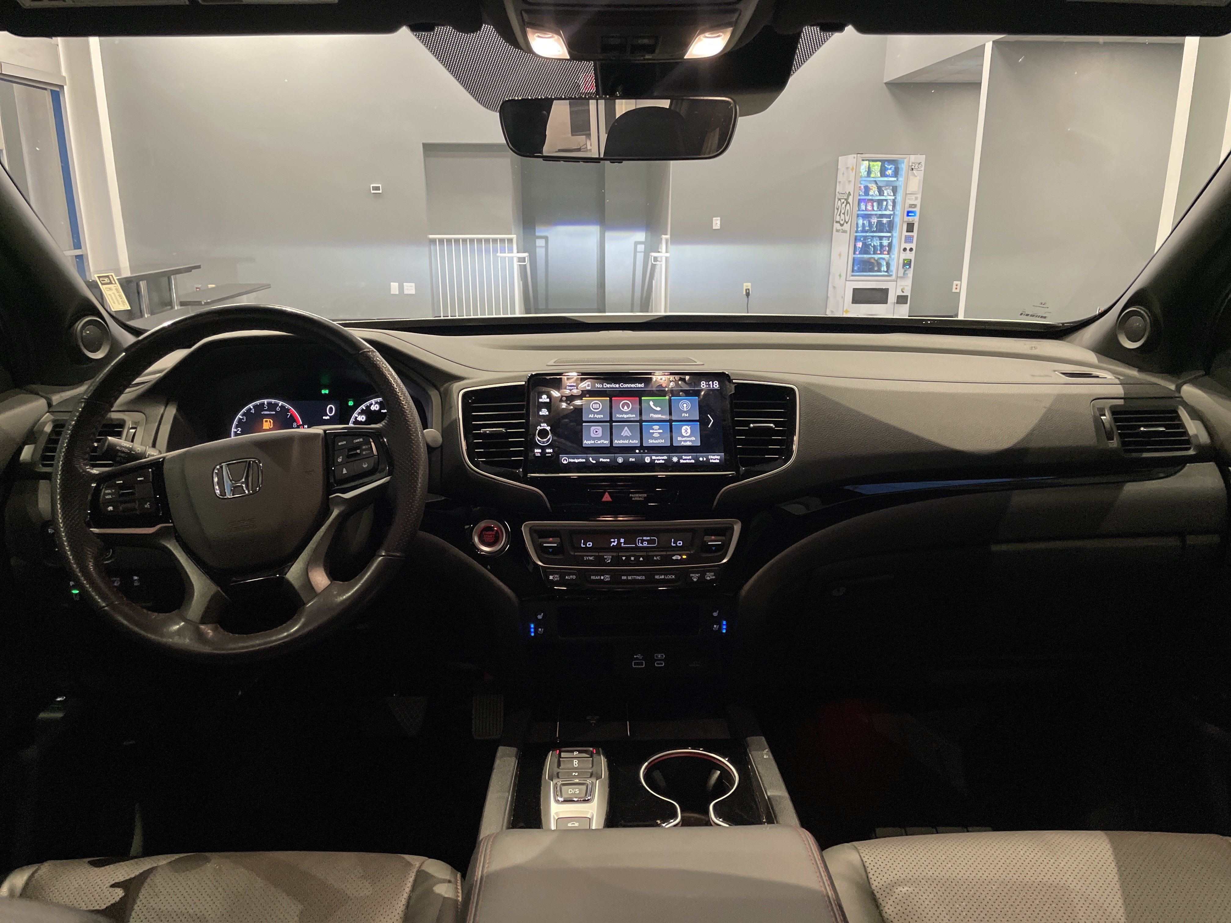 Used 2025 Honda Ridgeline Black Edition image 35