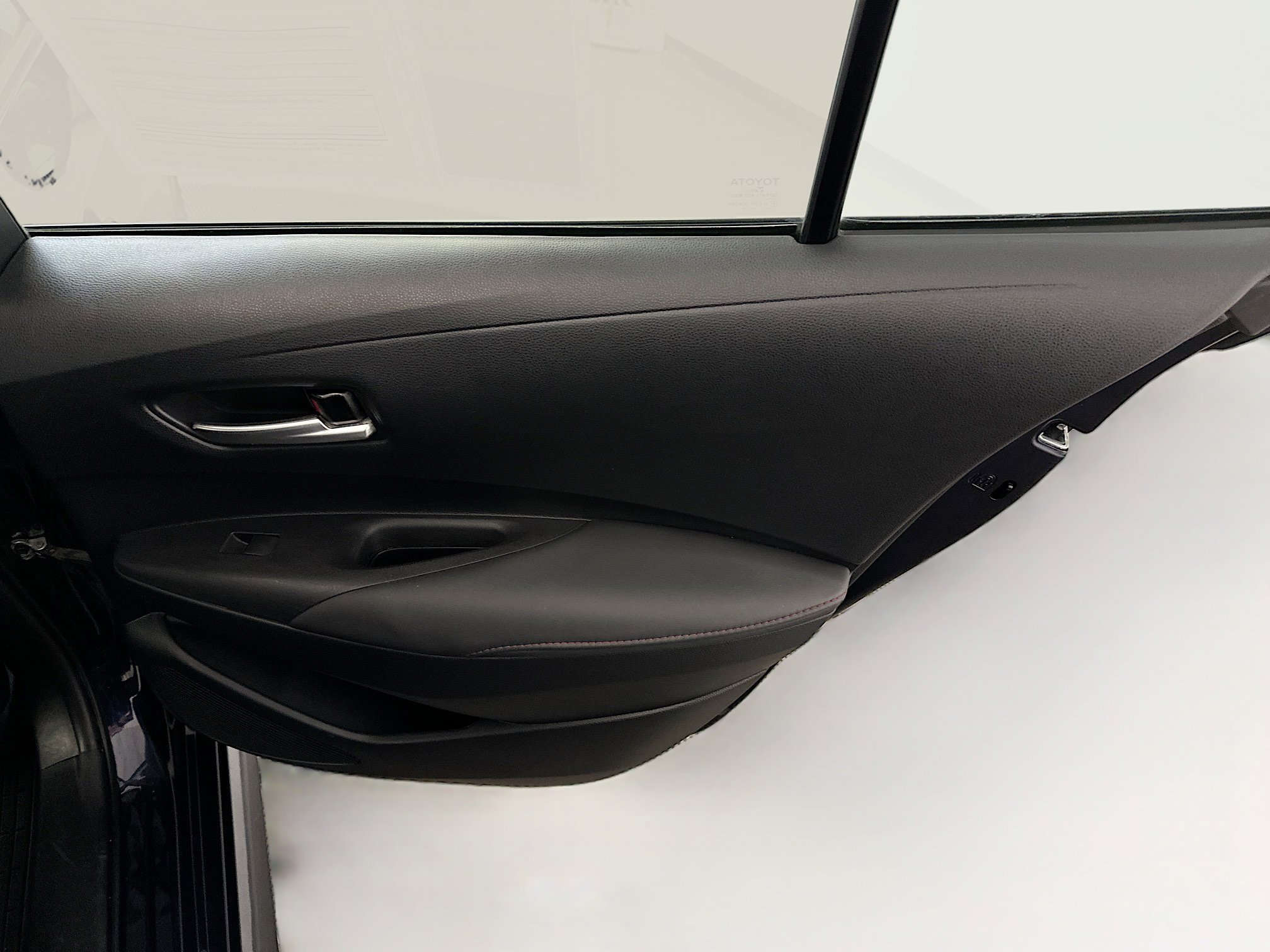 Used 2024 Toyota Corolla SE image 31