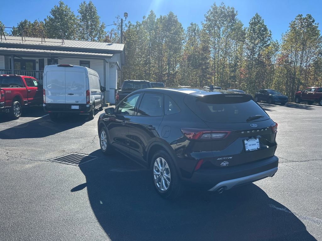 New 2026 Ford Escape Active w/ Tech Pack #1 FWD image 7