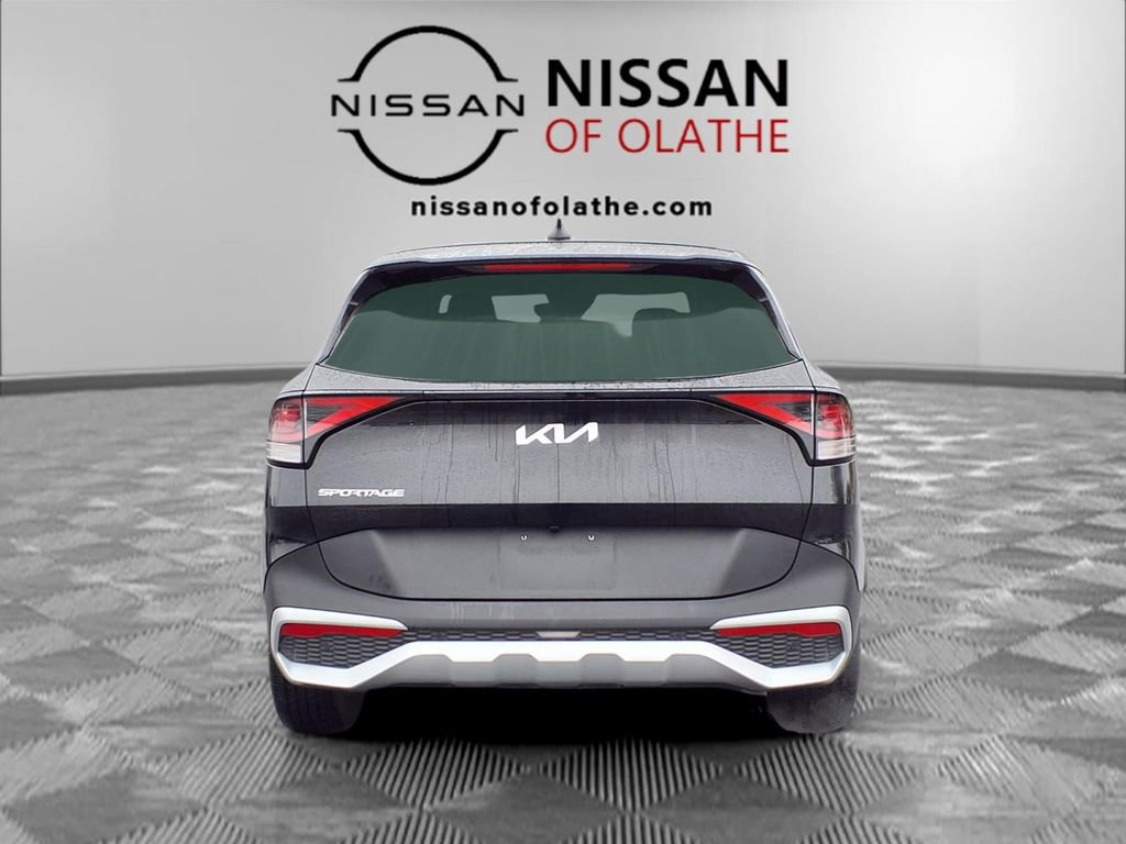 Used 2025 Kia Sportage LX image 27