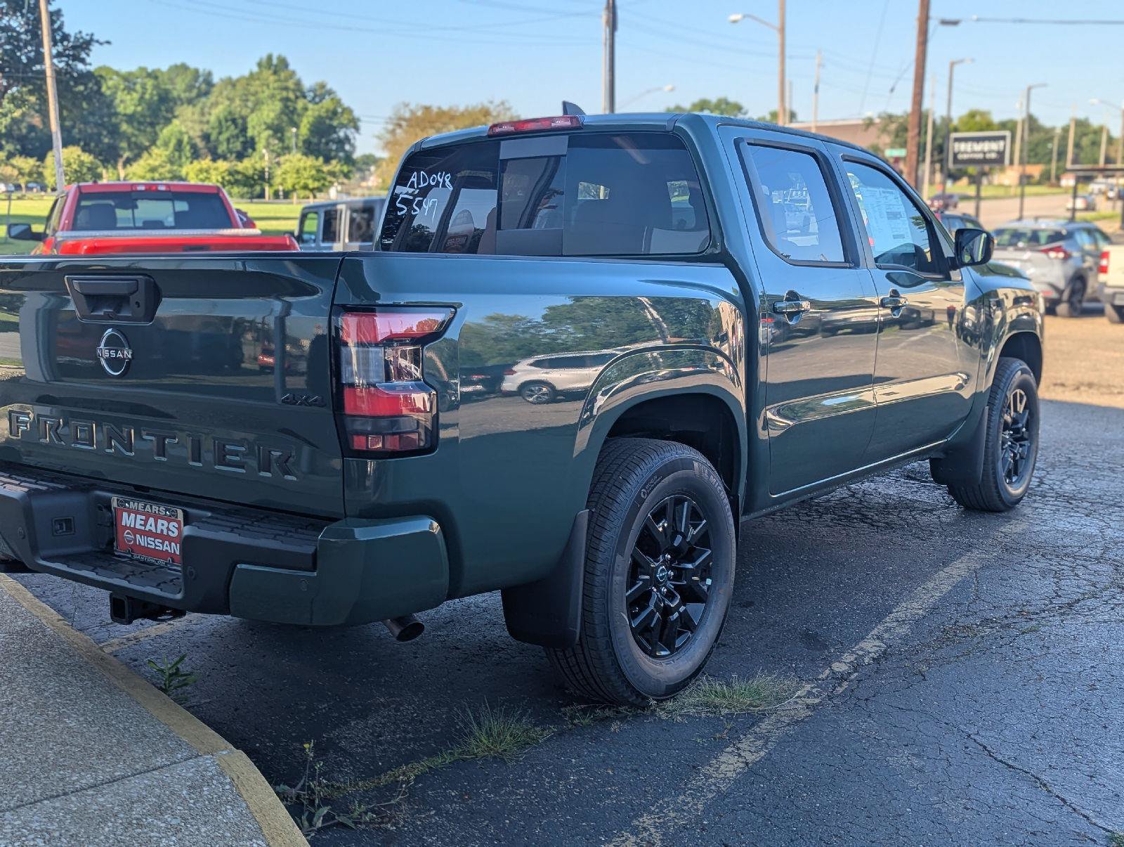 New 2026 Nissan Frontier SV w/ All-Weather Content Package AWD/4WD image 8