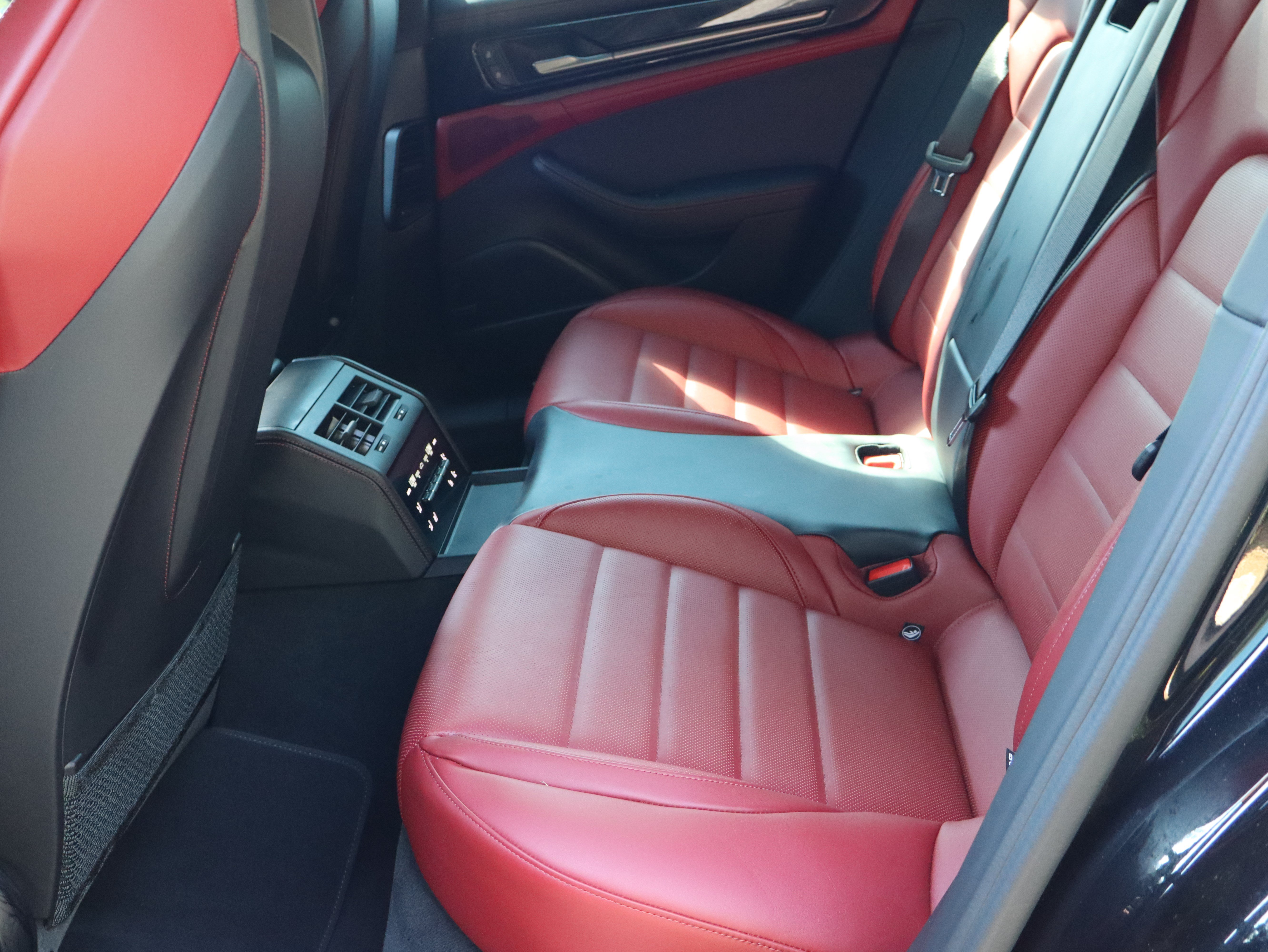 Used 2024 Porsche Panamera 4 AWD/4WD image 50