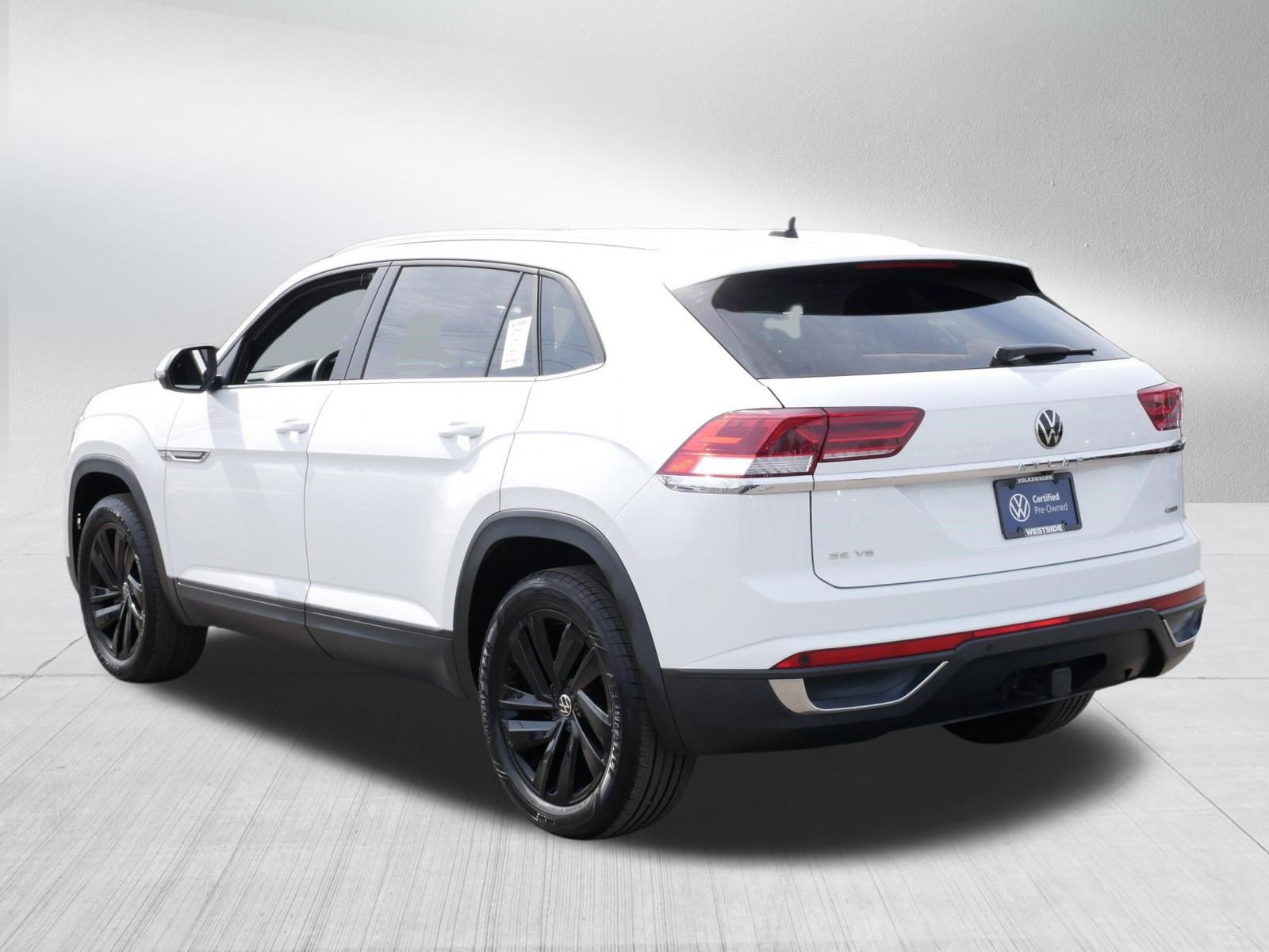 Certified 2023 Volkswagen Atlas Cross Sport SE w/ Black Wheel Package AWD/4WD image 5