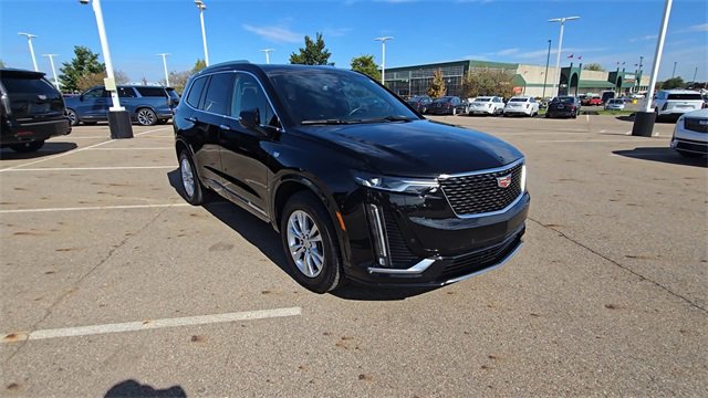 Certified 2024 Cadillac XT6 Luxury image 2