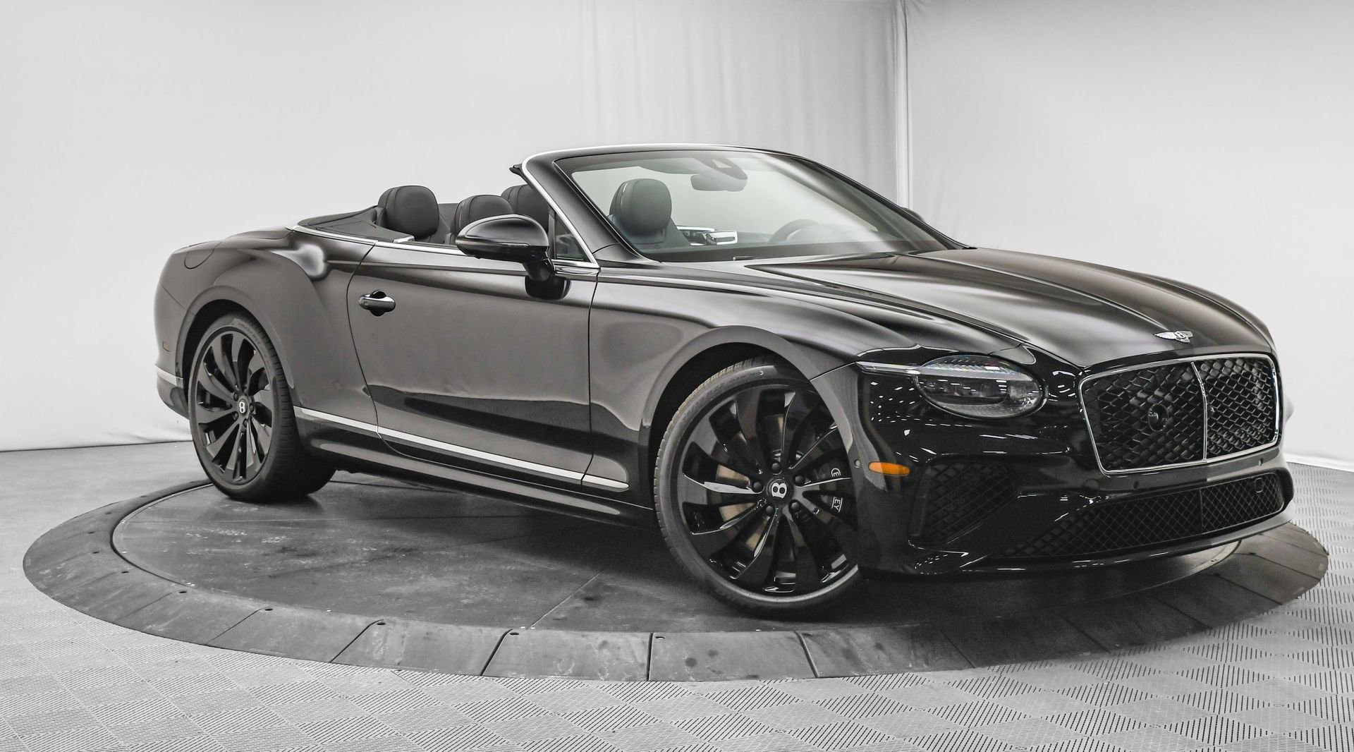 New 2026 Bentley Continental GTC AWD/4WD image 1