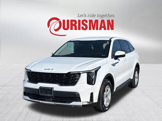 Used 2024 Kia Sorento LX image 5