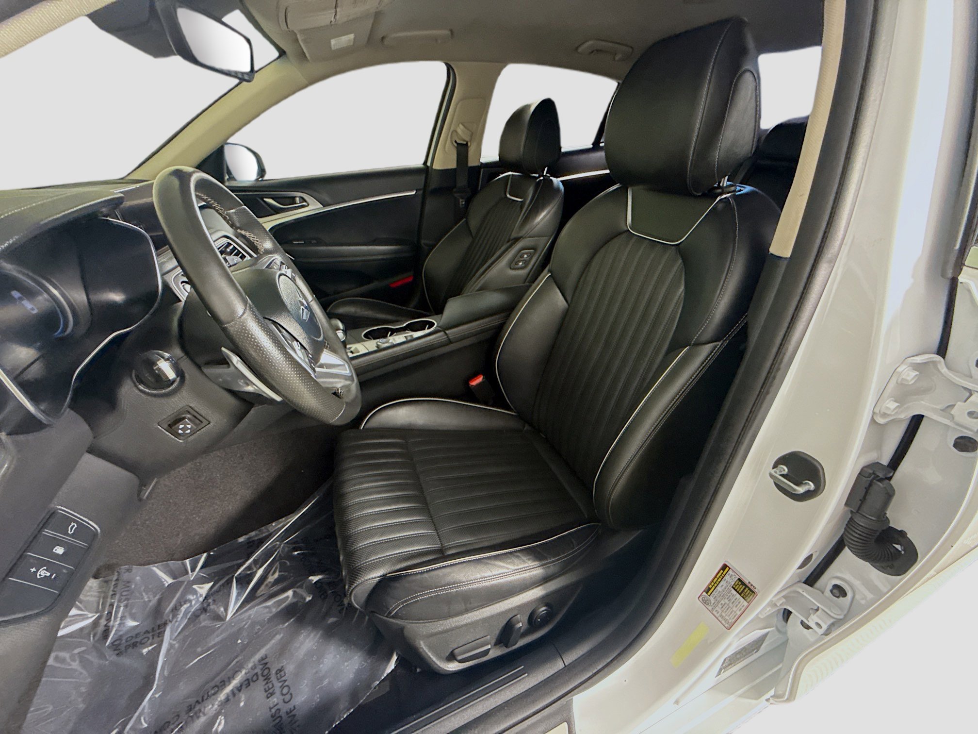 Used 2022 Genesis G70 3.3T image 22