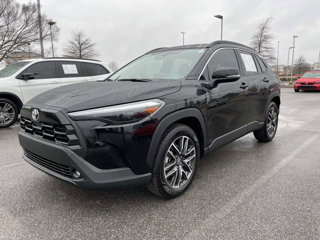 Used 2026 Toyota Corolla Cross XLE w/ Convenience Package image 8