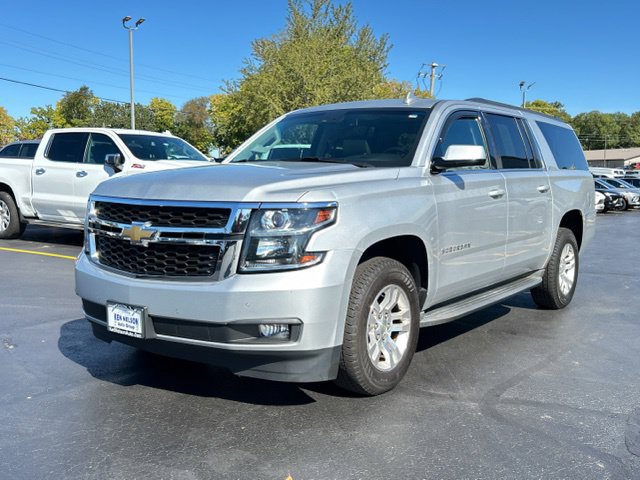 Used 2015 Chevrolet Suburban LT w/ Luxury Package AWD/4WD image 6