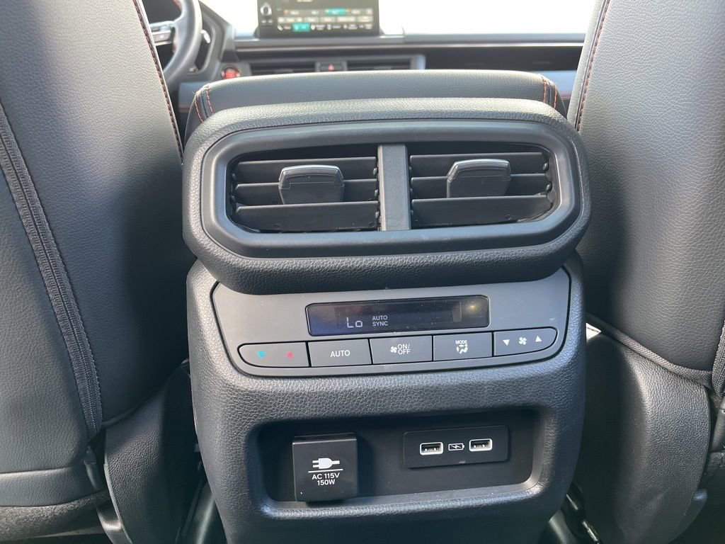 Certified 2023 Honda Pilot TrailSport image 21
