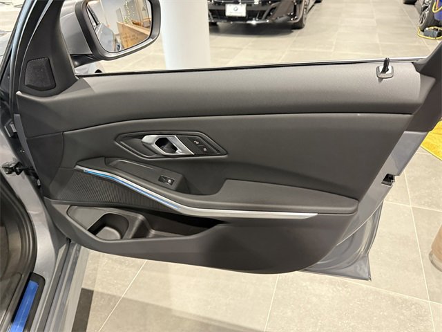 Used 2025 BMW 330i xDrive Sedan w/ Convenience Package image 26