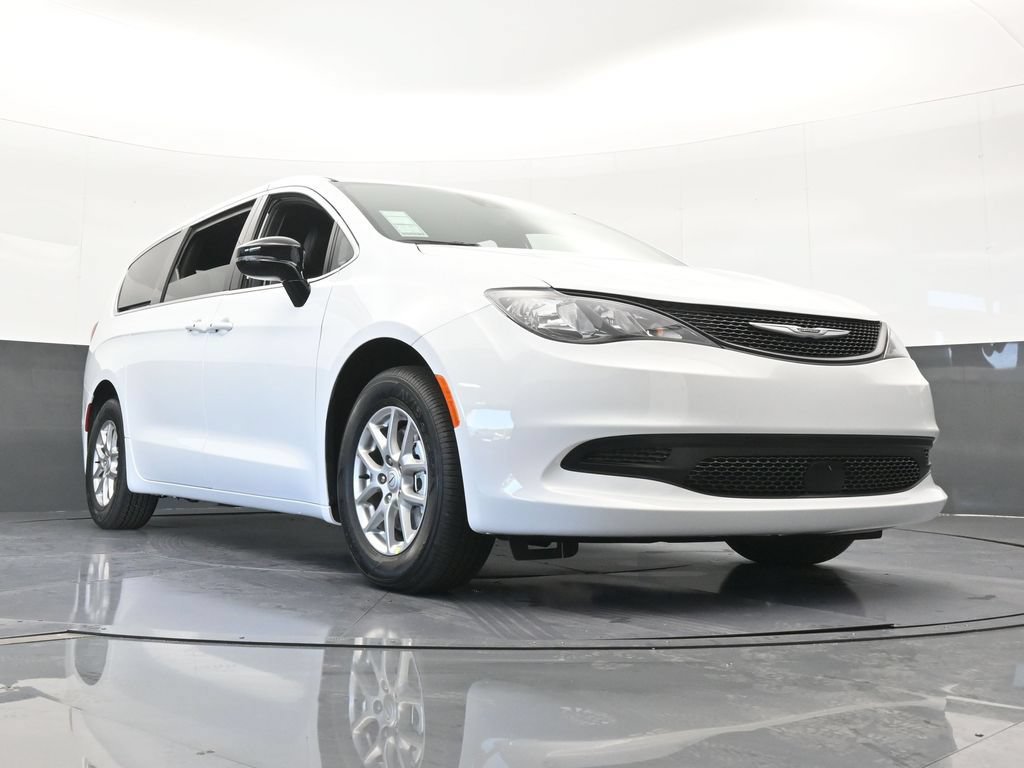 New 2026 Chrysler Voyager LX FWD image 59