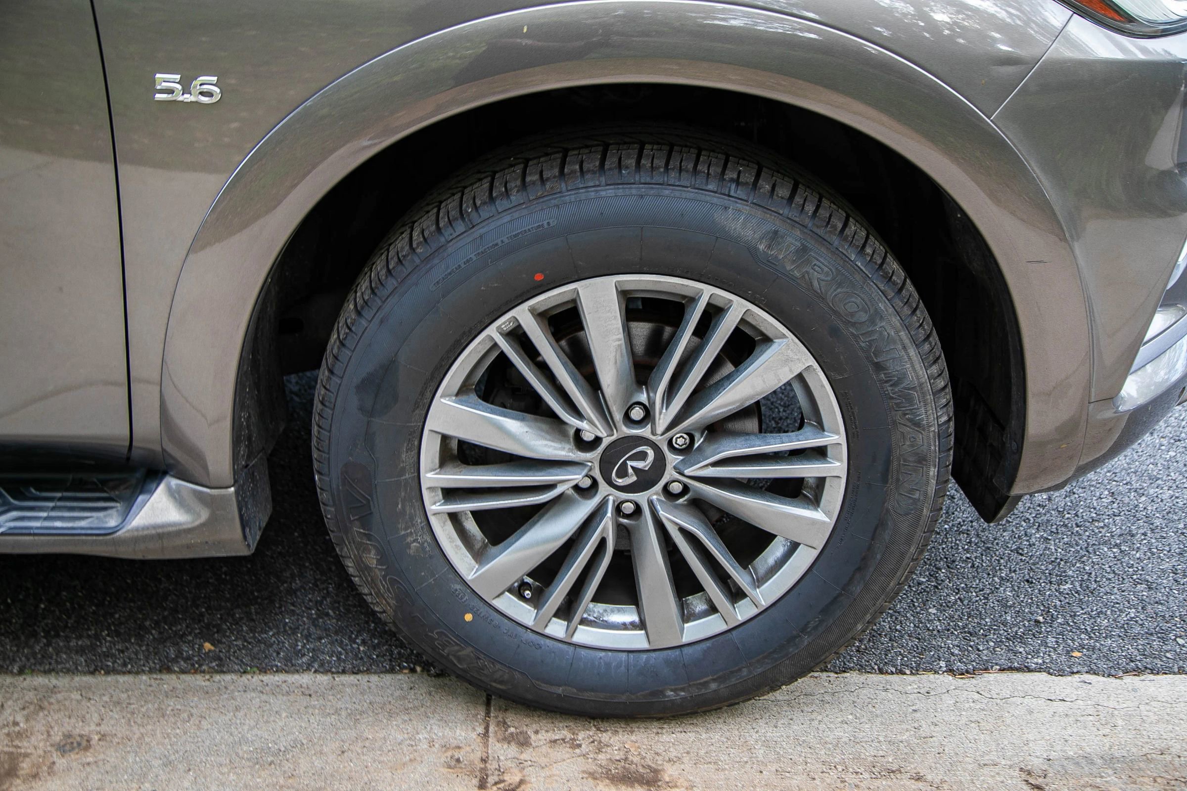 Used 2018 INFINITI QX80 Sport Utility 4D image 14