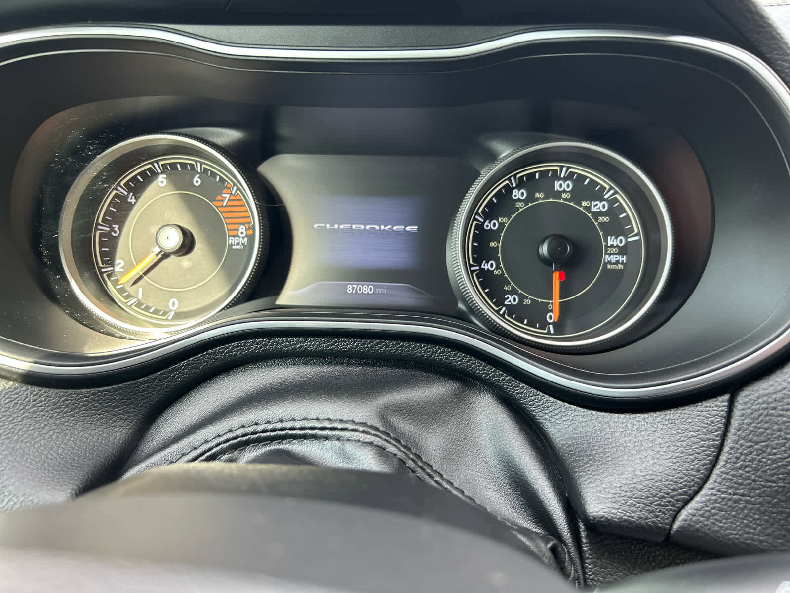 Used 2019 Jeep Cherokee Limited AWD/4WD image 15