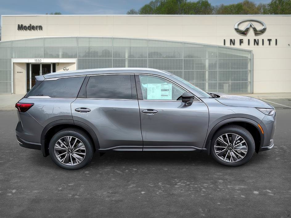 New 2027 INFINITI QX60 Luxe w/ Cargo Package AWD/4WD image 4