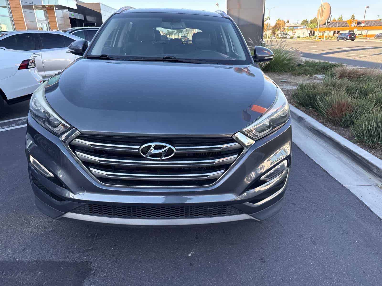 Used 2016 Hyundai Tucson Limited FWD image 3