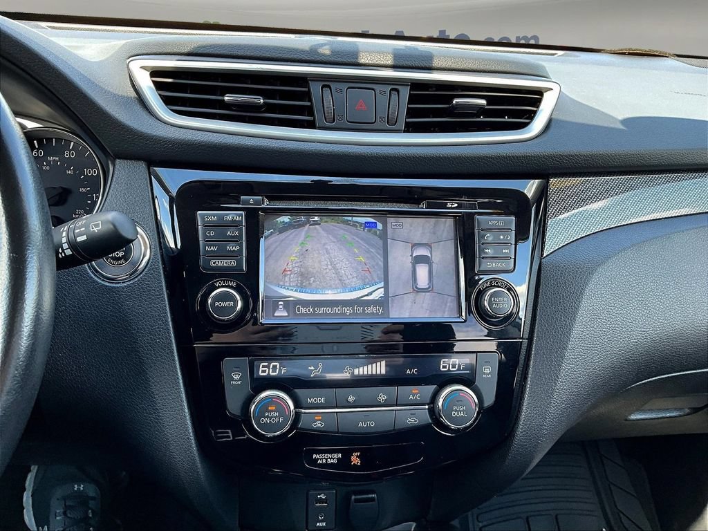 Used 2016 Nissan Rogue SL AWD/4WD image 18