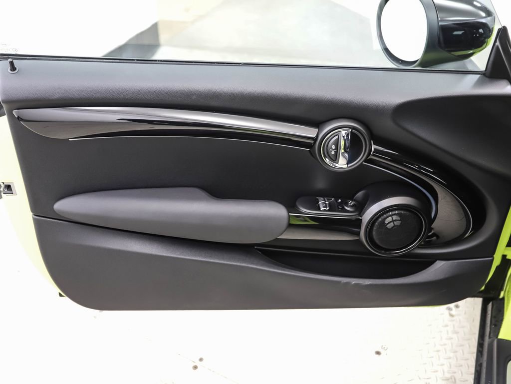 Used 2024 MINI Cooper S image 9