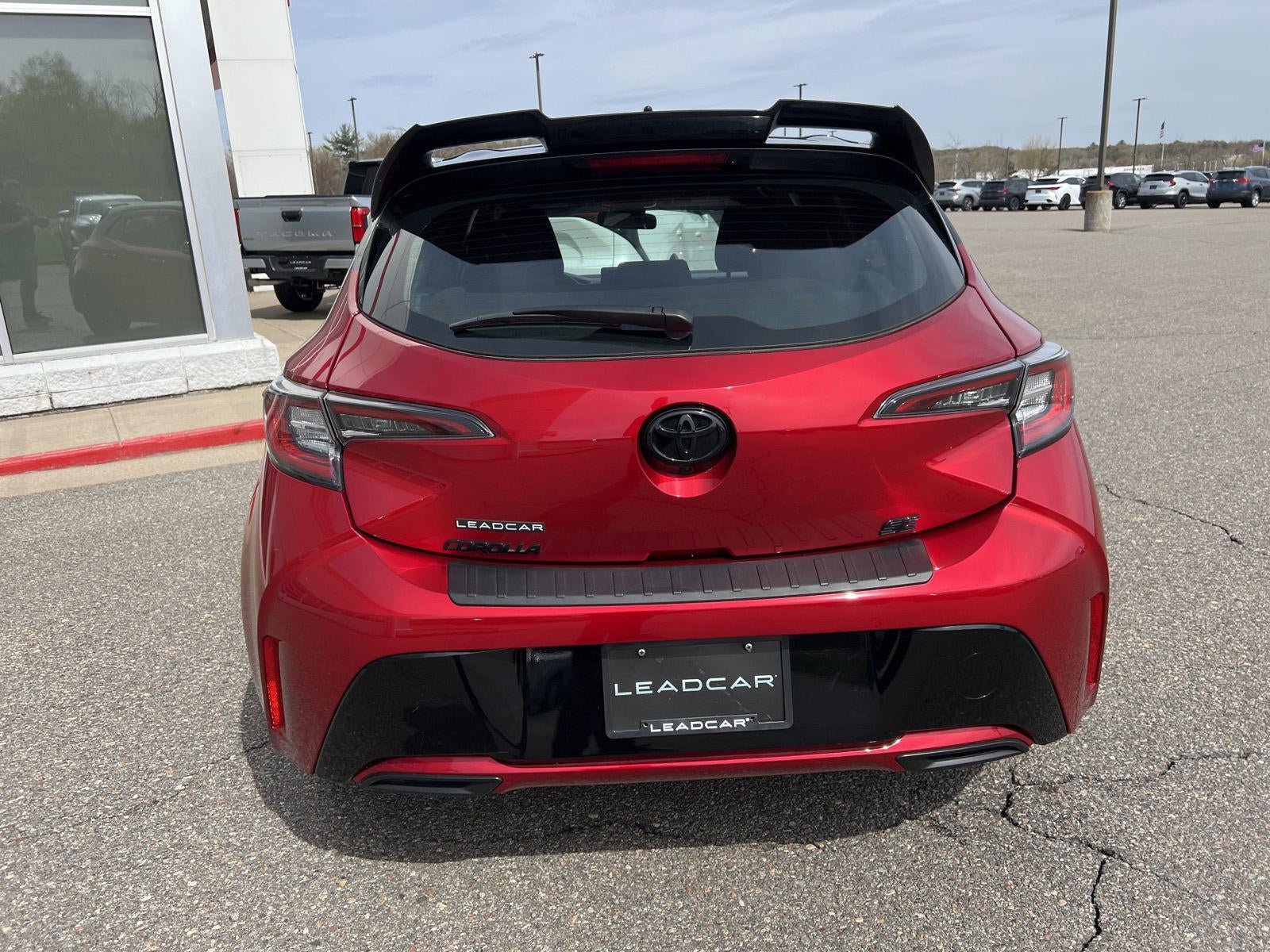Used 2022 Toyota Corolla SE w/ SE Preferred Package FWD image 12