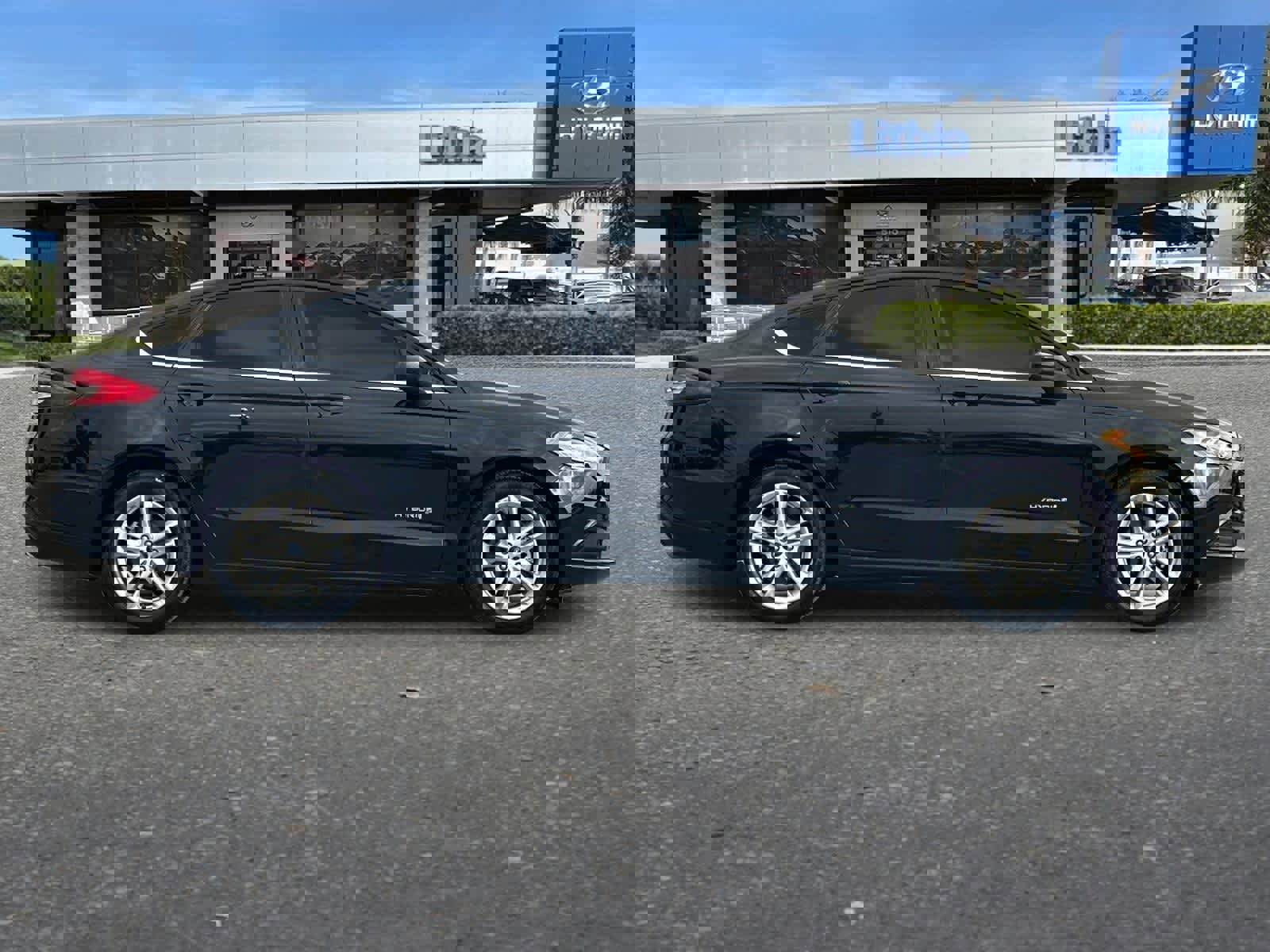 Used 2018 Ford Fusion S image 8