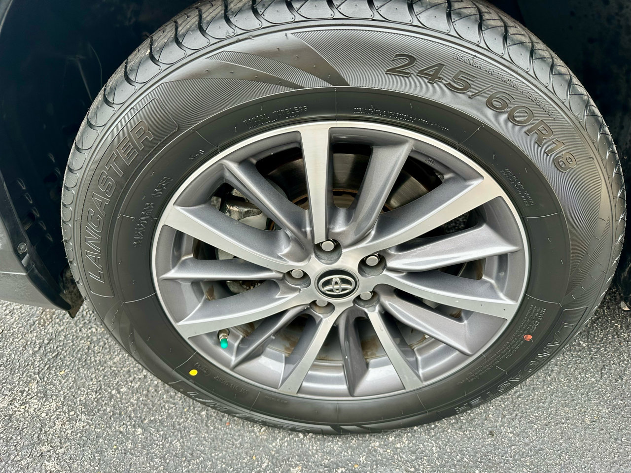 Used 2019 Toyota Highlander XLE image 33