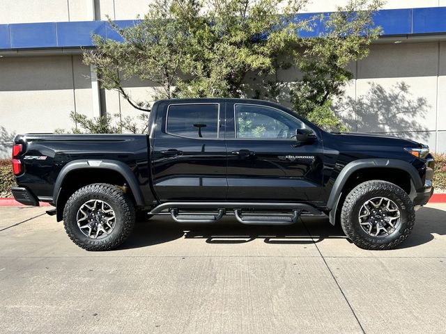 Used 2023 Chevrolet Colorado ZR2 w/ ZR2 Convenience Package III image 3