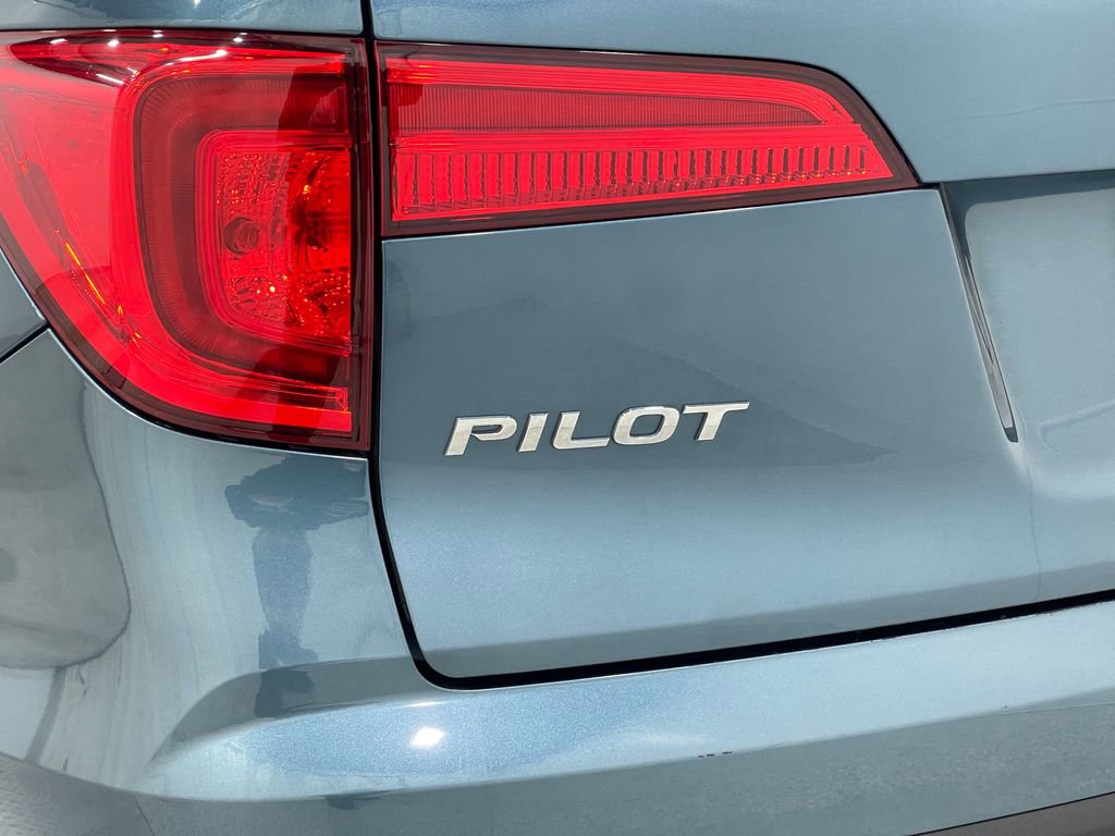 Used 2016 Honda Pilot Elite image 40