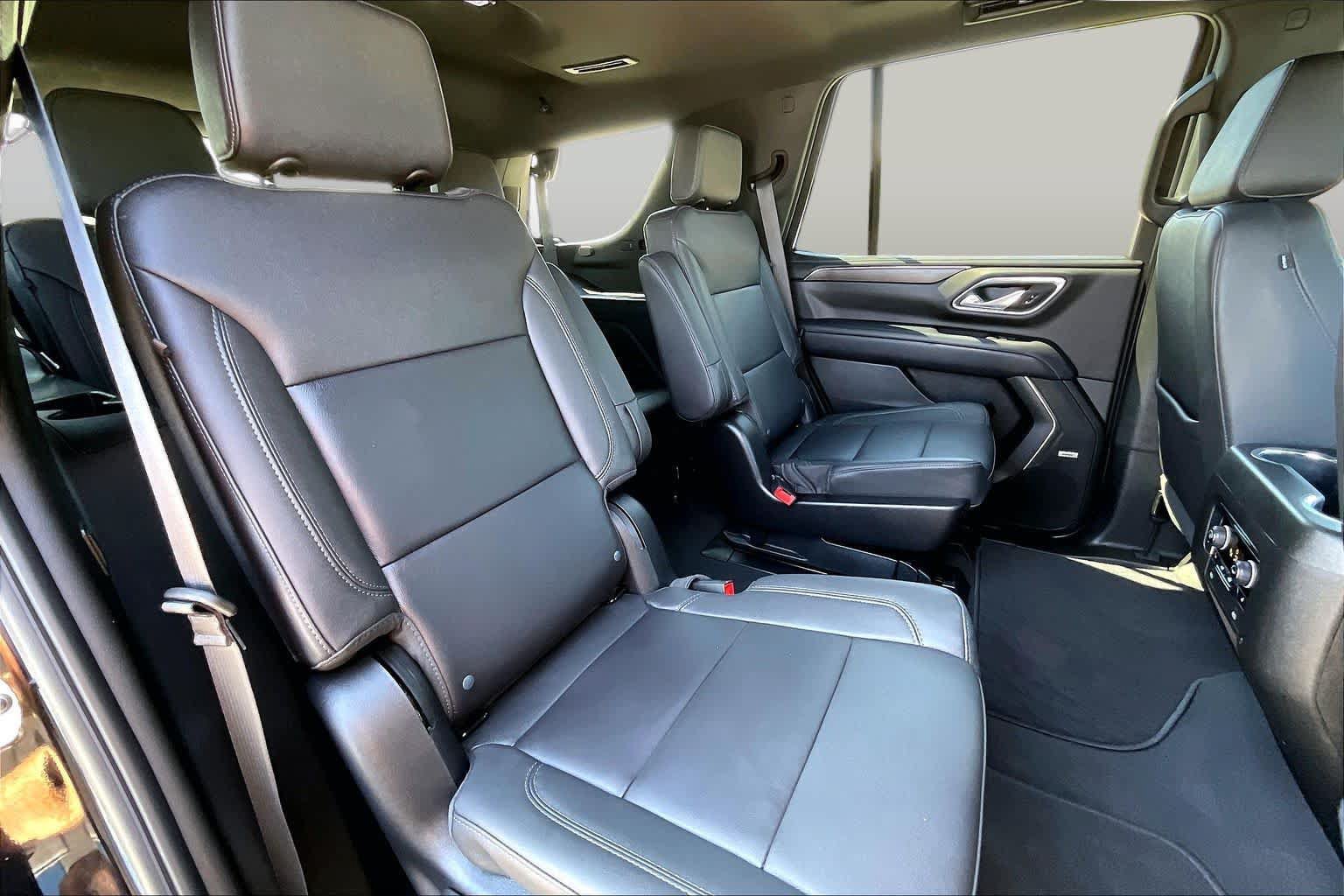 Used 2023 Chevrolet Tahoe LT w/ LT Signature Package RWD image 20