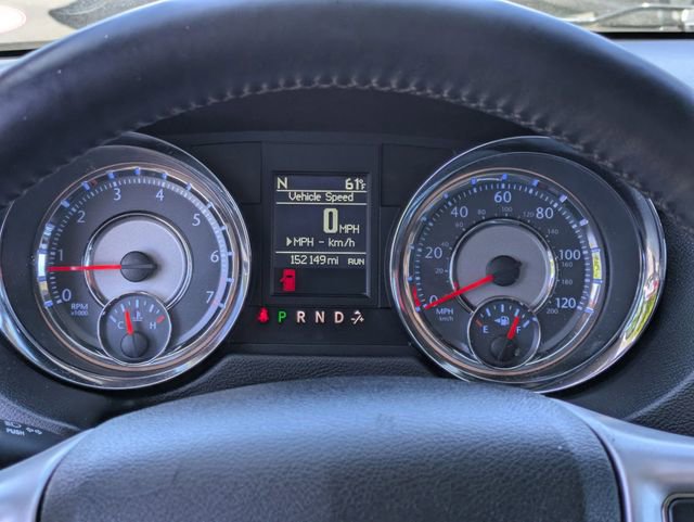 Used 2016 Chrysler Town & Country Touring-L w/ Driver Convenience Group FWD image 14