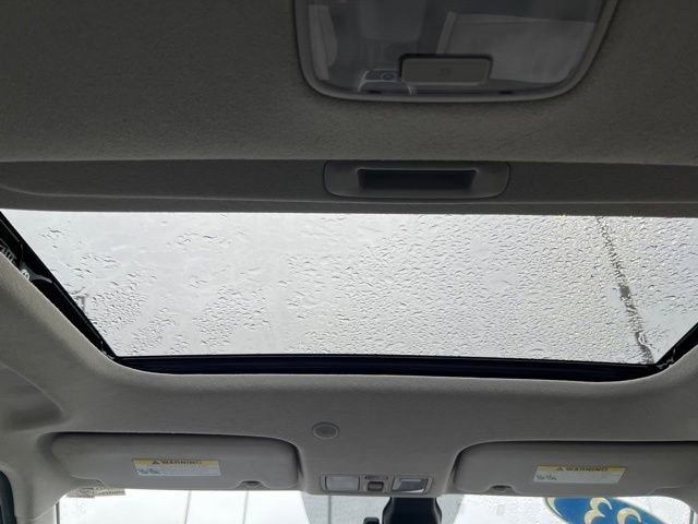 Used 2023 Hyundai Venue SEL w/ Cargo Package image 26