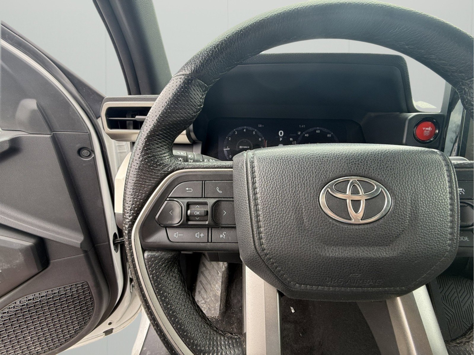 Used 2024 Toyota Tacoma TRD Off-Road AWD/4WD image 17