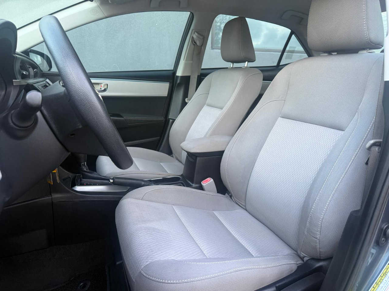 Used 2015 Toyota Corolla LE Premium image 15
