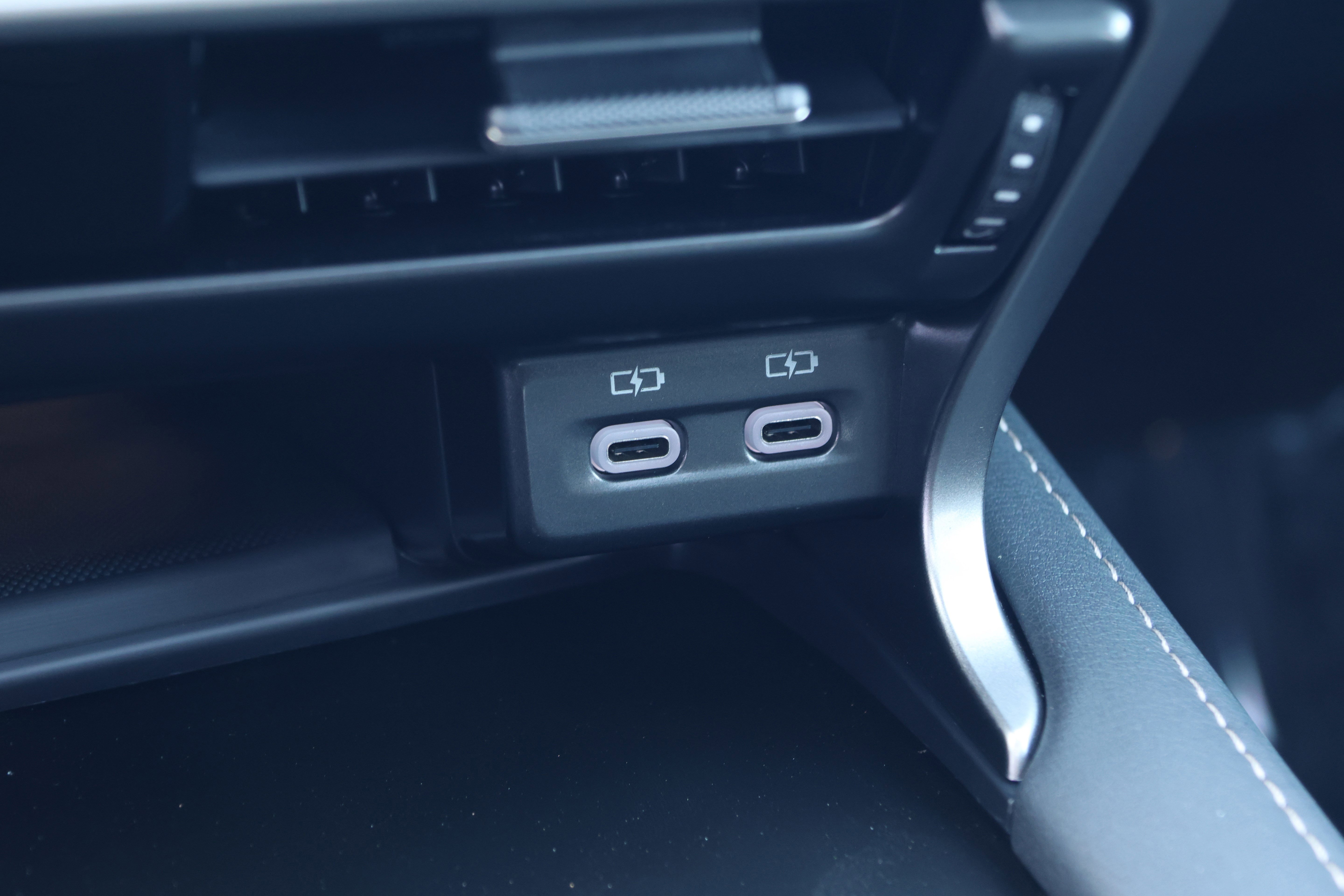 Certified 2026 Lexus RX 350h w/ Convenience Package image 28