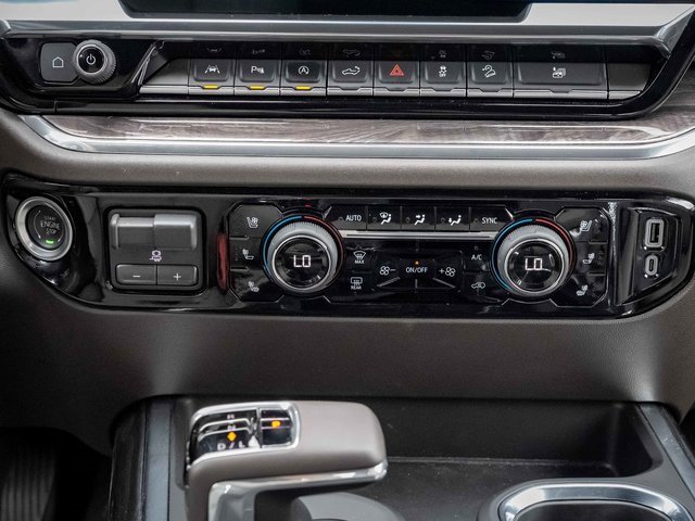 Used 2025 Chevrolet Silverado 1500 LTZ image 22