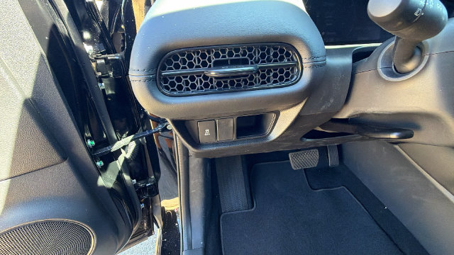 New 2027 Honda HR-V LX image 30