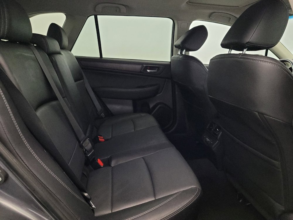 Used 2018 Subaru Outback 2.5i Limited AWD/4WD image 19