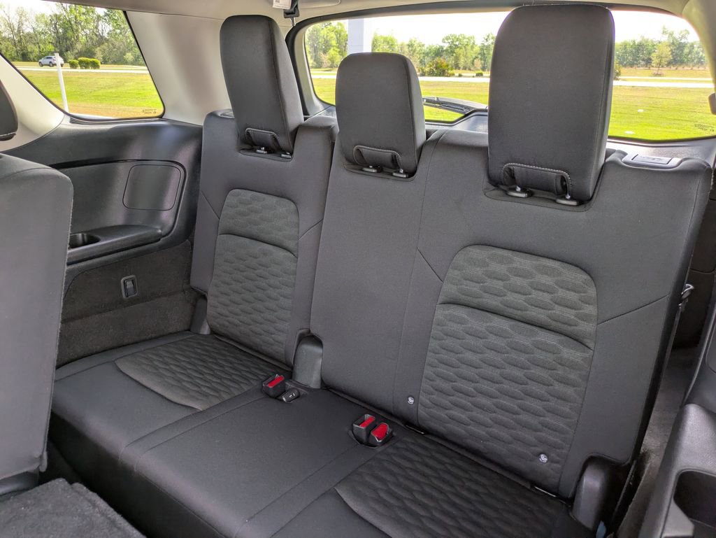 Used 2024 Nissan Pathfinder SV image 14