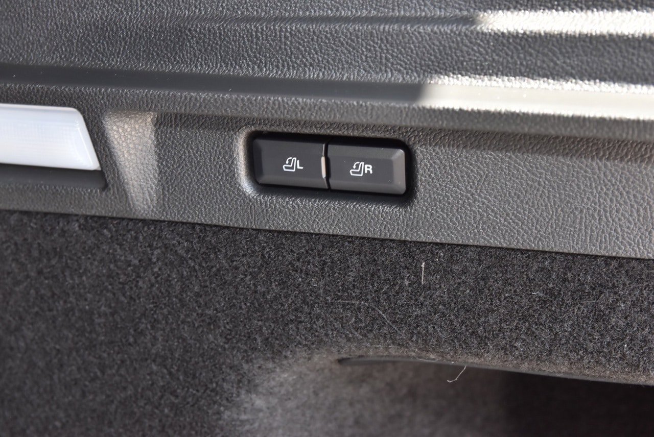 New 2026 Lincoln Corsair Reserve w/ Jet Appearance Package FWD image 38