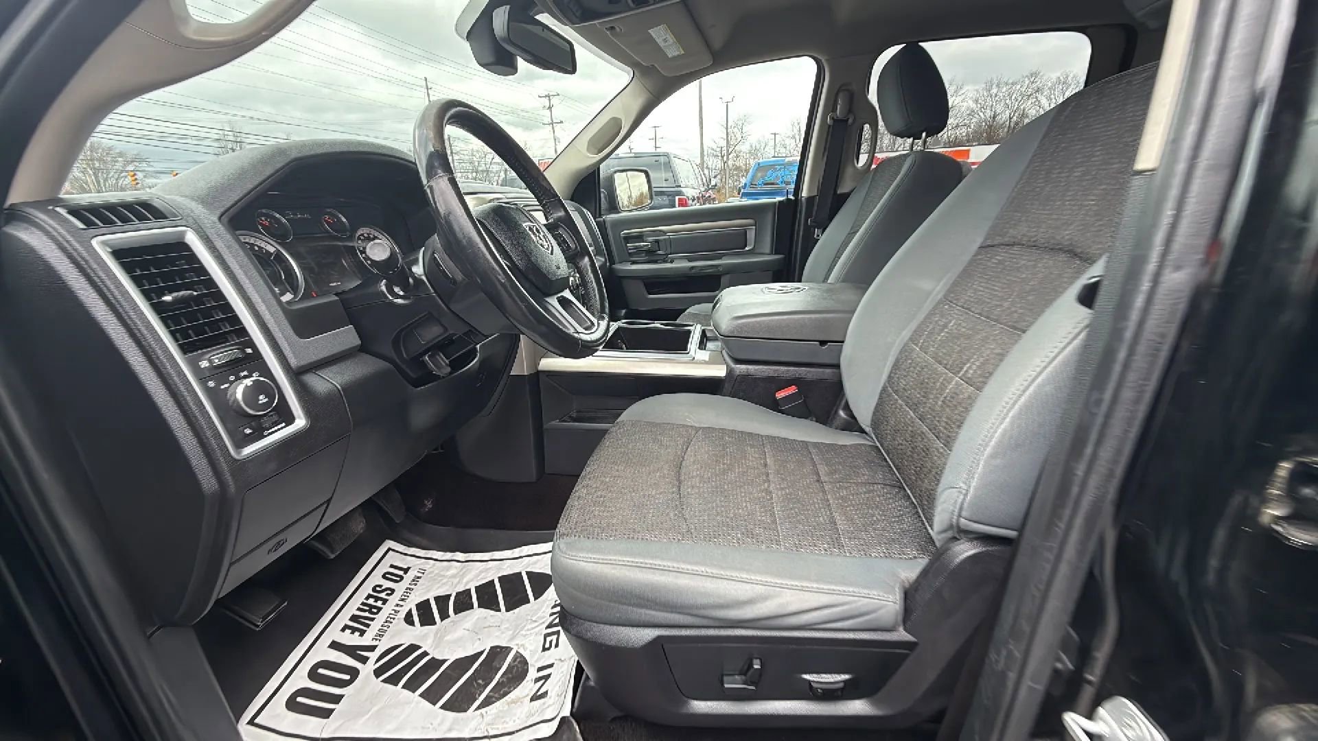 Used 2014 RAM 1500 Big Horn image 10