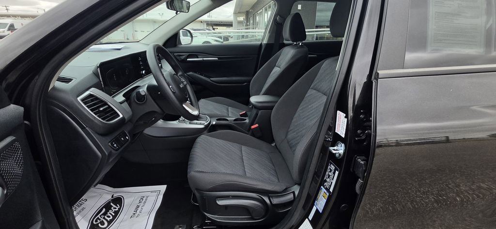 Used 2026 Kia Seltos LX AWD/4WD image 13