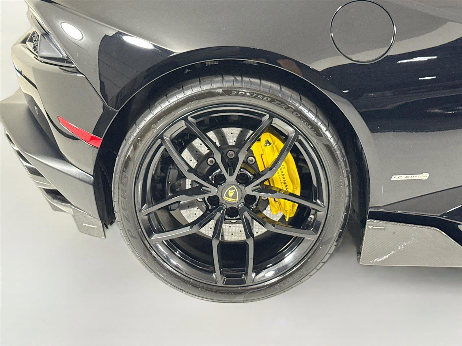 Used 2017 Lamborghini Huracan LP 610-4 image 38