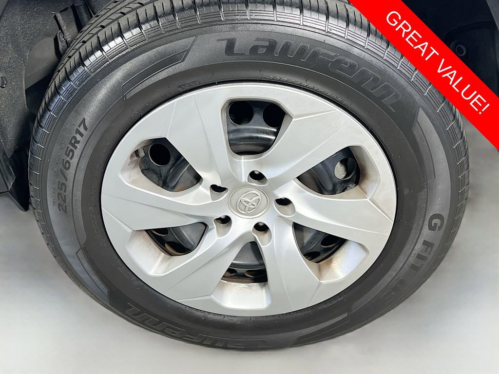 Used 2019 Toyota RAV4 LE w/ All Weather Liner Package image 29